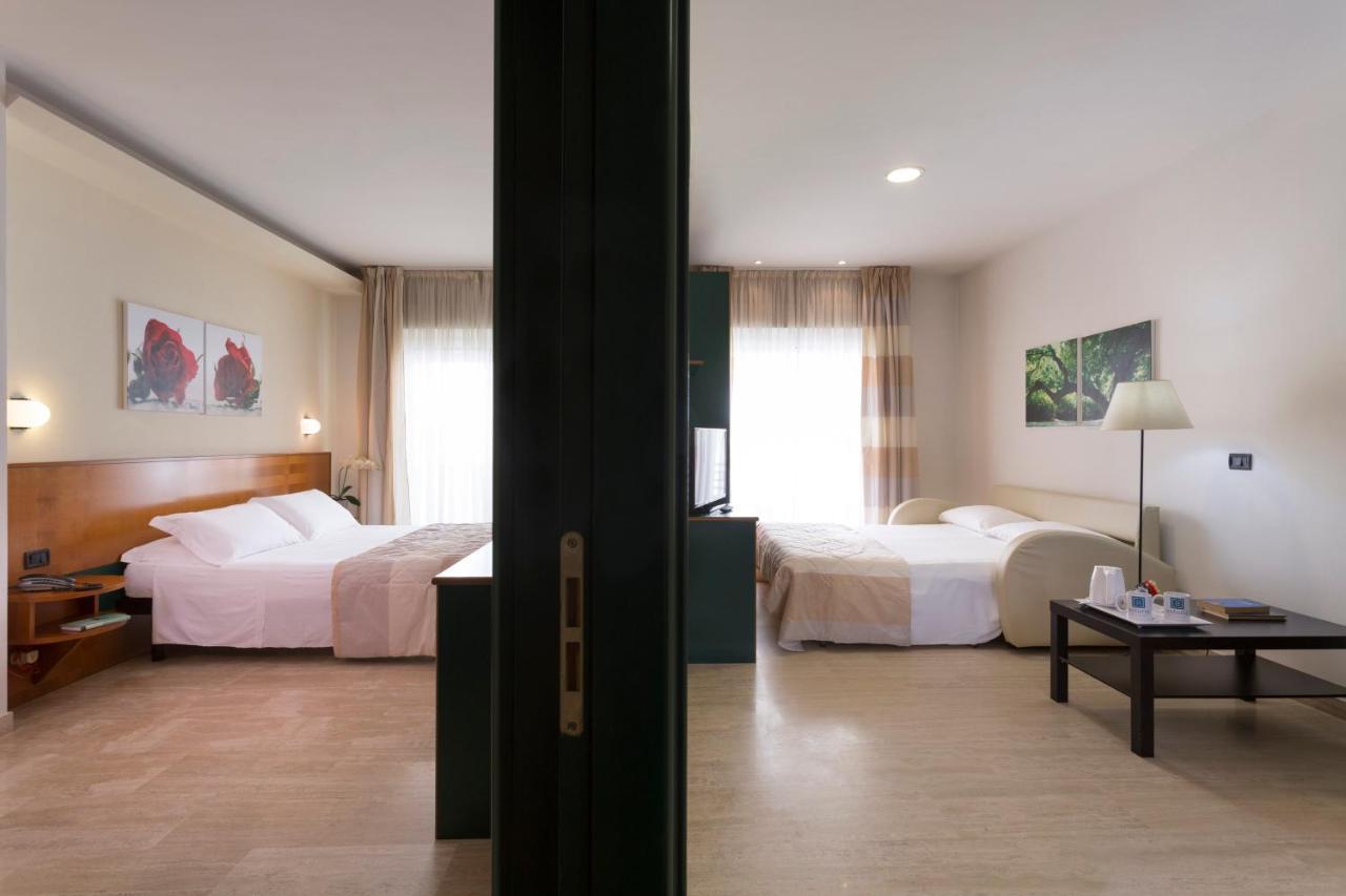 Astoria Suite Hotel Rimini Eksteriør bilde